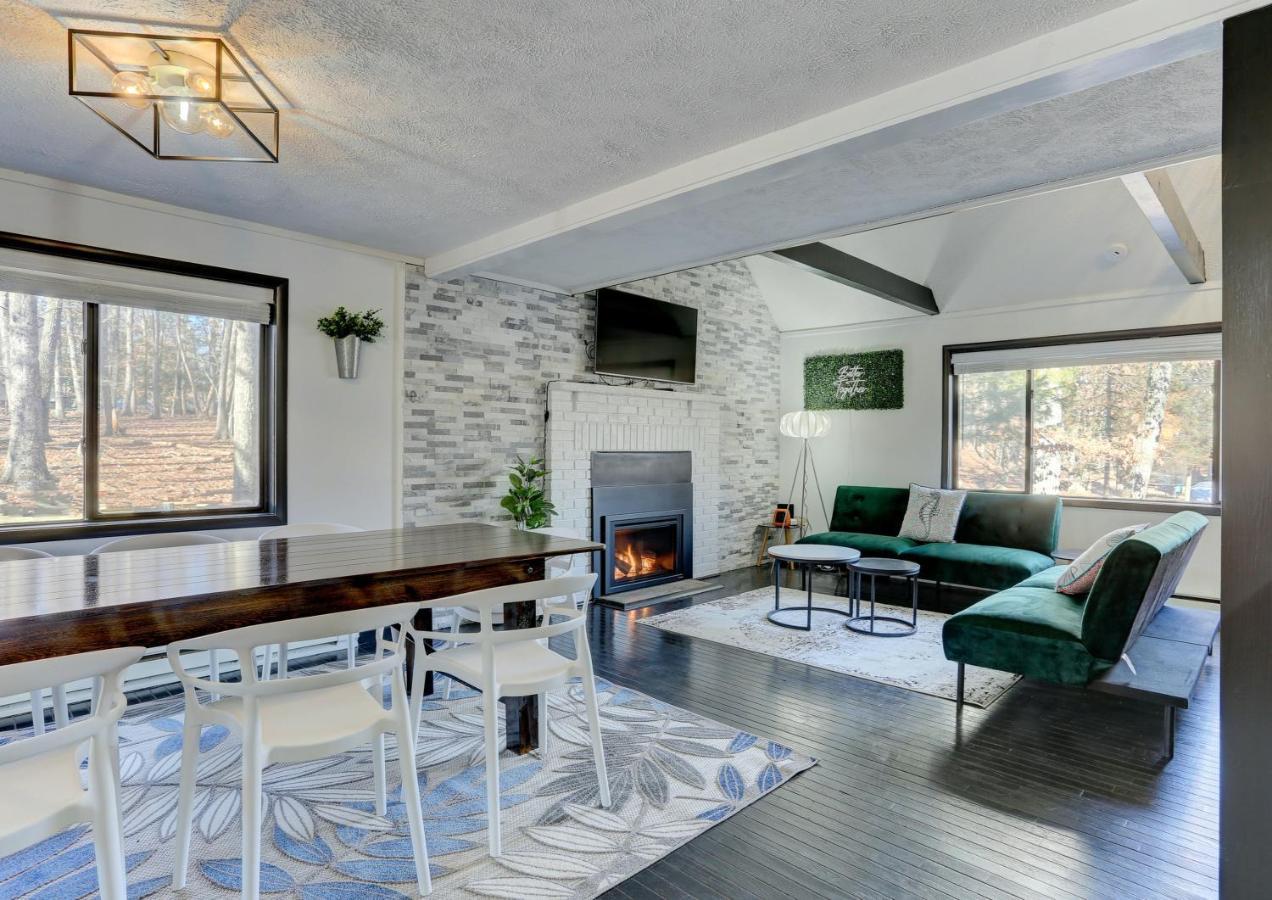 Modern 4br House With Sauna And Gameroom East Stroudsburg